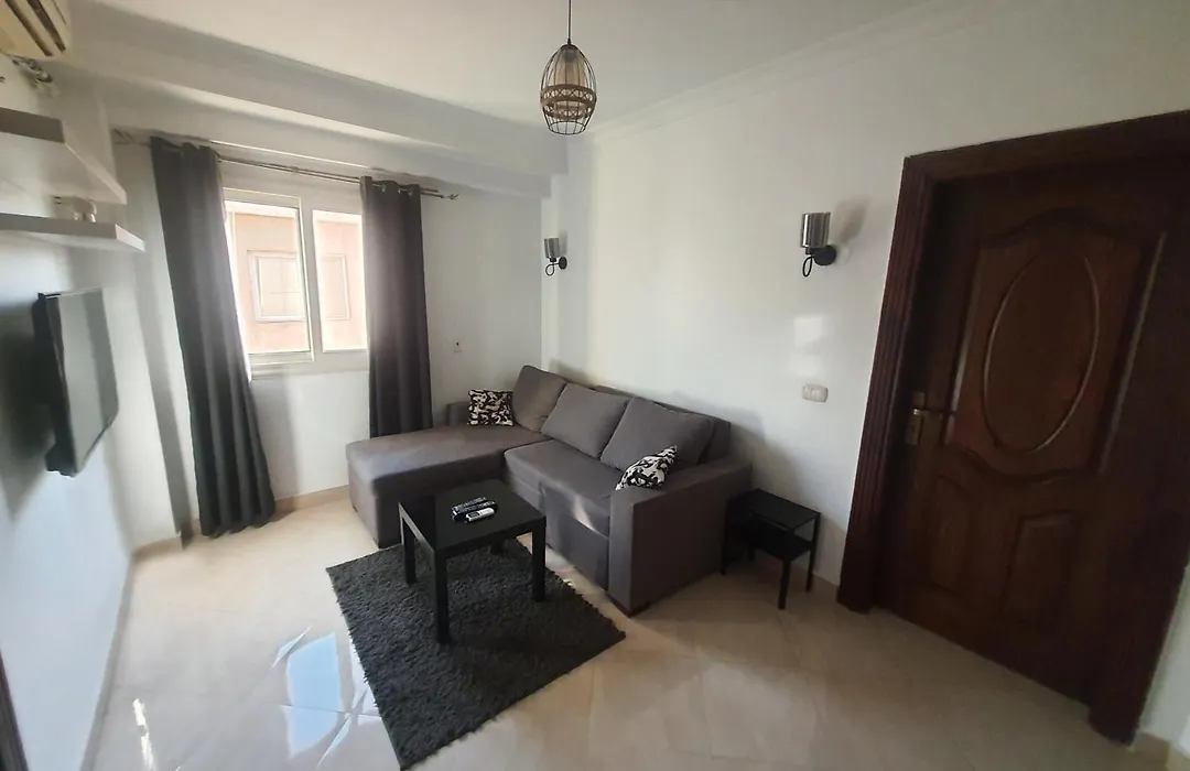 A Stylish Cozy Apartment Close To Cairo Airport.-1